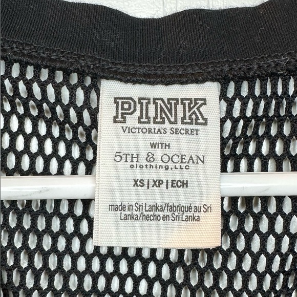 PINK Victorias Secret short sleeve Cincinnati Bearcats logo crop top women’s‎ XS - Picture 5 of 6